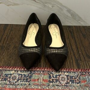 BLACK JESSICA SIMPSON POINTED TOE FLATS SIZE 7